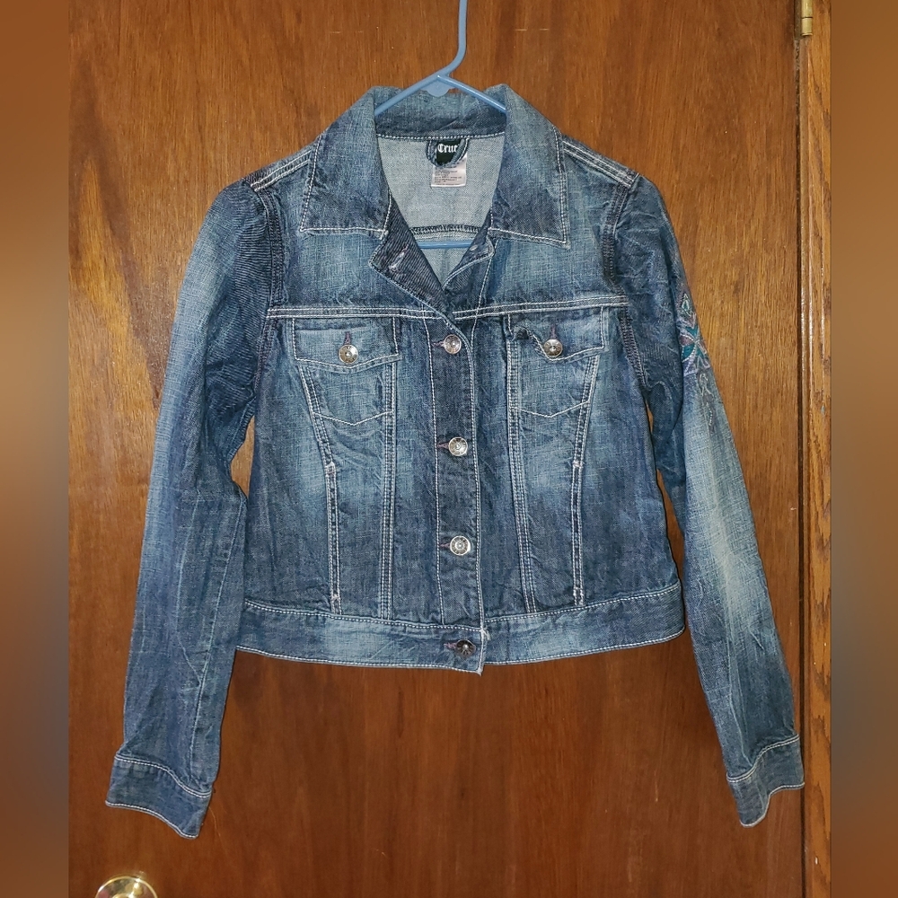 Cruel Embroidered Denim Jean Jacket Sz Medium